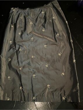 Banana Republic Black Pencil Skirt with Cream Floral Motif
